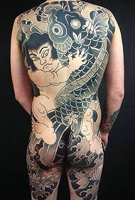 Класична јапонска слика за тетоважа со големи лигњи со целосен грб