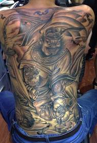 Klasszikus teljes hátsó harang tetoválás személyiség uralkodó