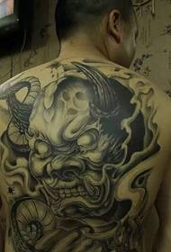 Helt tilbage sort / hvid klassisk personlighed totem tatovering tatovering