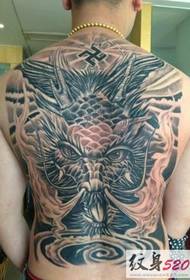 Dominuojanti šoninė nuotėkio pilna nugaros tatuiruotė