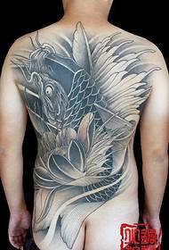 Klasické plné černé chobotnice lotus tetování obrázek