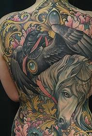Tatouage totem du dos combiné avec un cheval et un vautour
