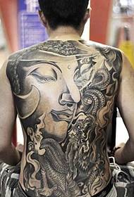 Ngawasa tato sareng Buddha pinuh ku tukang tato totem