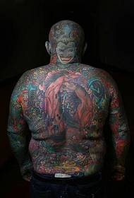 Pilnas muguras krāsas totēma tetovējums ar gaišām acīm