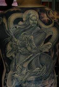 Dominante tatuaje de Guan Gong de espalda completa