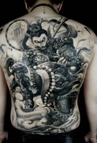 Kuil Da Tian yang mendominasi pola tato punggung penuh Monkey King