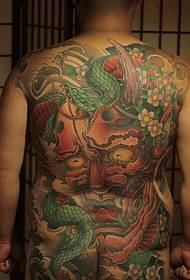 Visas nugaros spalvos prajna su gyvatės tatuiruotės modeliu