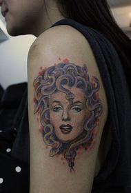 Luova Monroe Edition Medusa -tatuointi