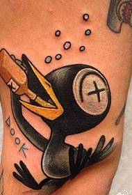 image de tatouage de petit canard noir
