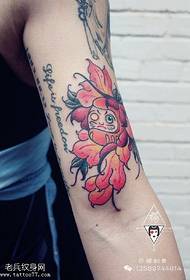 Padrão de tatuagem de braço flor Dharma