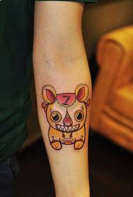 tato lengan boneka harimau kecil yang lucu