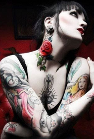 seksi divlja ljepota umjetnička tetovaža