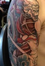 Brazo Dominante Sun Wukong Tattoo 18432 - tatuaje de brazo de cabeza de ciervo vintage alternativo