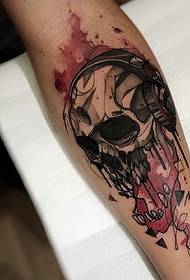 Tatuaxe mal tótem no brazo