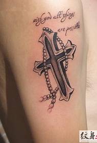 Arm klasické krížové tetovanie