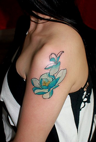 lengan kecantikan pola tato Lotus elegan