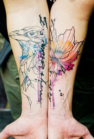paže splash kvetina a vták tetovanie vzor