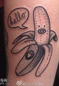 Modeli i tatuazhit në banane me krahë