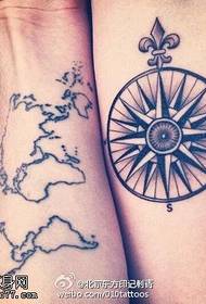 Good friends make tattoos together