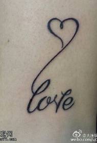 Classic fashion love heart tattoo pattern