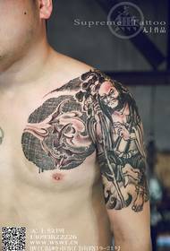 Osm nesmrtelných a tetování