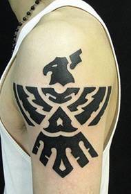 Klasikinė mados totemo tatuiruotė