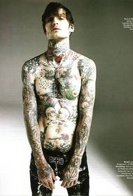 Jonathano Kroppmanno tatuiruotės nuotrauka