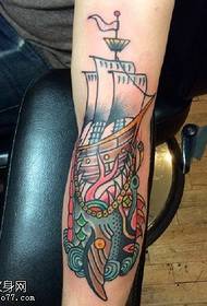 European and American style painted sailboat tattoo pattern
