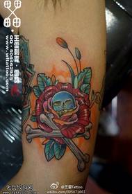 Color wonderful flower skull tattoo pattern