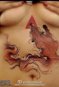 Perut abstrak flamboyan pola tato rubah merah kecil