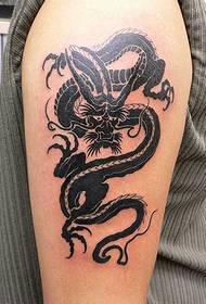 Stilig totem tatuering