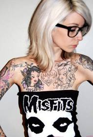 Во светот на тетоважи на европски и американски модни девојки