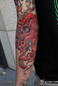 Patrón clásico de tatuaxe de demo de cráneo