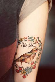 Šareni i lijepi uzorak za tetovažu ruku