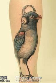 Leuke schattige vogel tattoo patroon