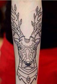 A beautiful arm antelope tattoo pattern recommended picture