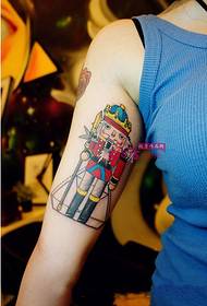 Imagem de tatuagem de braço de personalidade quebra-nozes