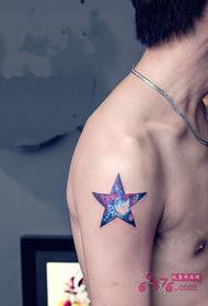 Slika zvijezda nebo ruku tetovaža