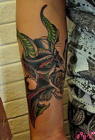 Devil-like European and American arm tattoo pictures
