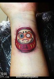 Japoniar cute bihurri tumbler tatuaje eredua