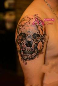 Vine skull skull European and American arm tattoo pictures