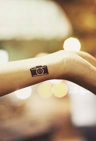 Girl arm Q version camera tattoo picture