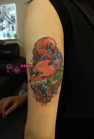 Imagens de tatuagem de braço de raposa pequena vermelha