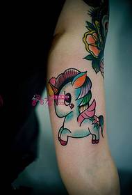 Arm cute na pony fashion tattoo na larawan