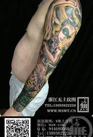 Blomma arm dansare tatuering