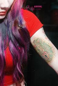 Beauty arm heart lock personality tattoo picture