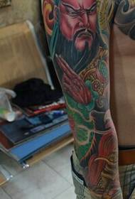 Kolme kuningaskuntaa kuuluisa sankari Guan Gonghua arm tatuointi