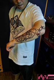 创意艺术花体英文手臂纹身图片