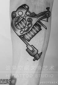 Patró de tatuatge de punt de personalitat del braç