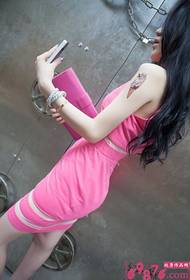 Fresh beauty arm ice cream color tattoo picture